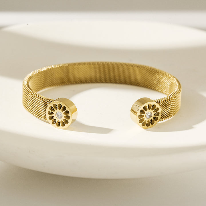 Signature Mesh Bracelet — pulsera de Karola & Co.