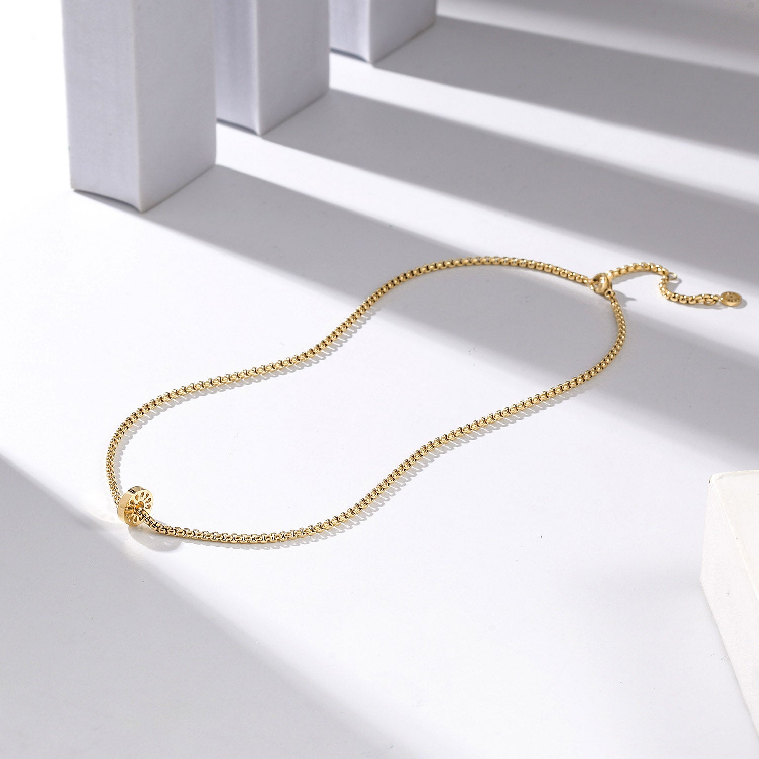 Harmony Signature Necklace Gold — collar de Karola & Co.