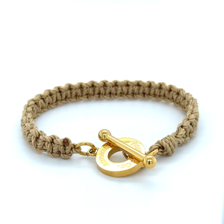 Signature Macrame Bracelet — pulsera de Karola & Co.