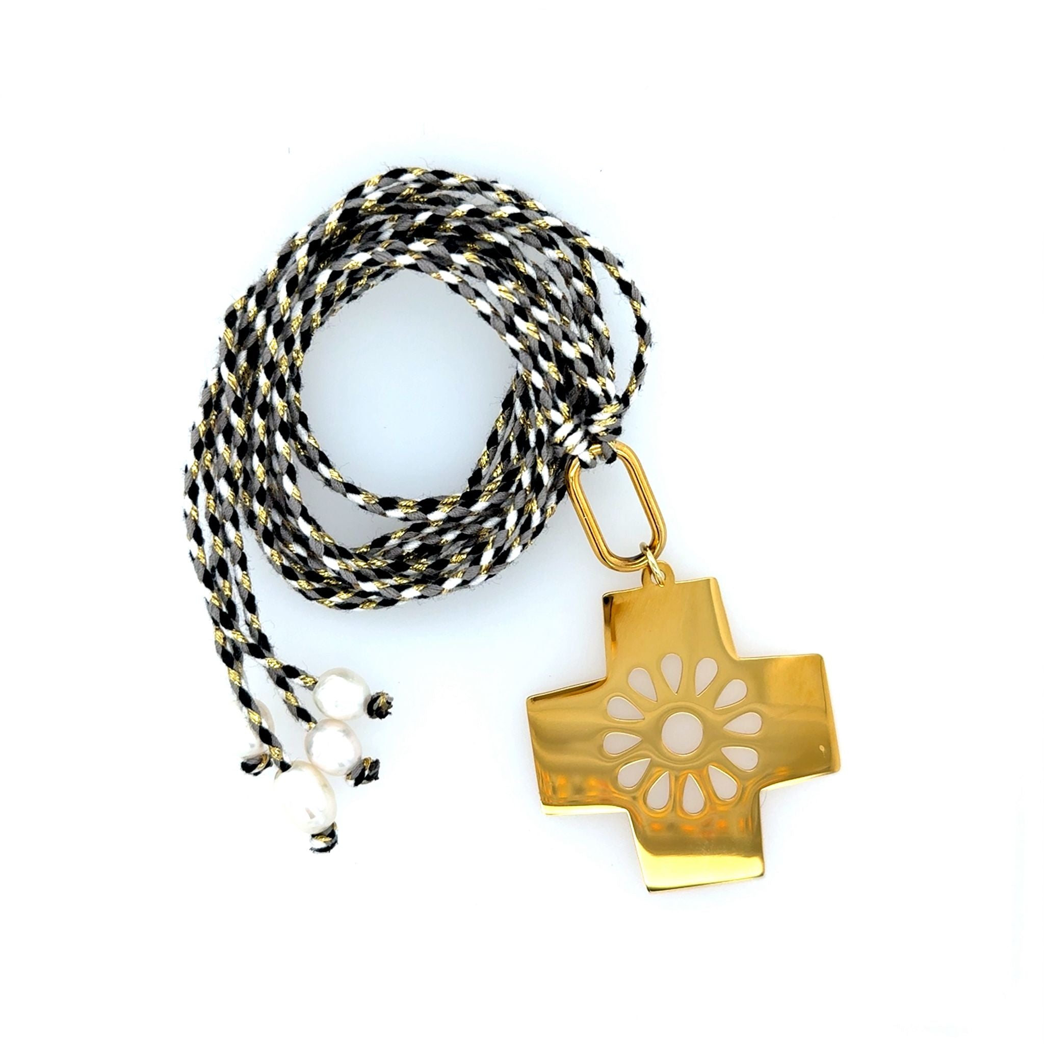 Braided Cross Necklace — collar de Karola & Co.