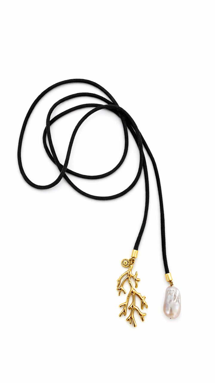 Lariat Coral — collar de Karola & Co.