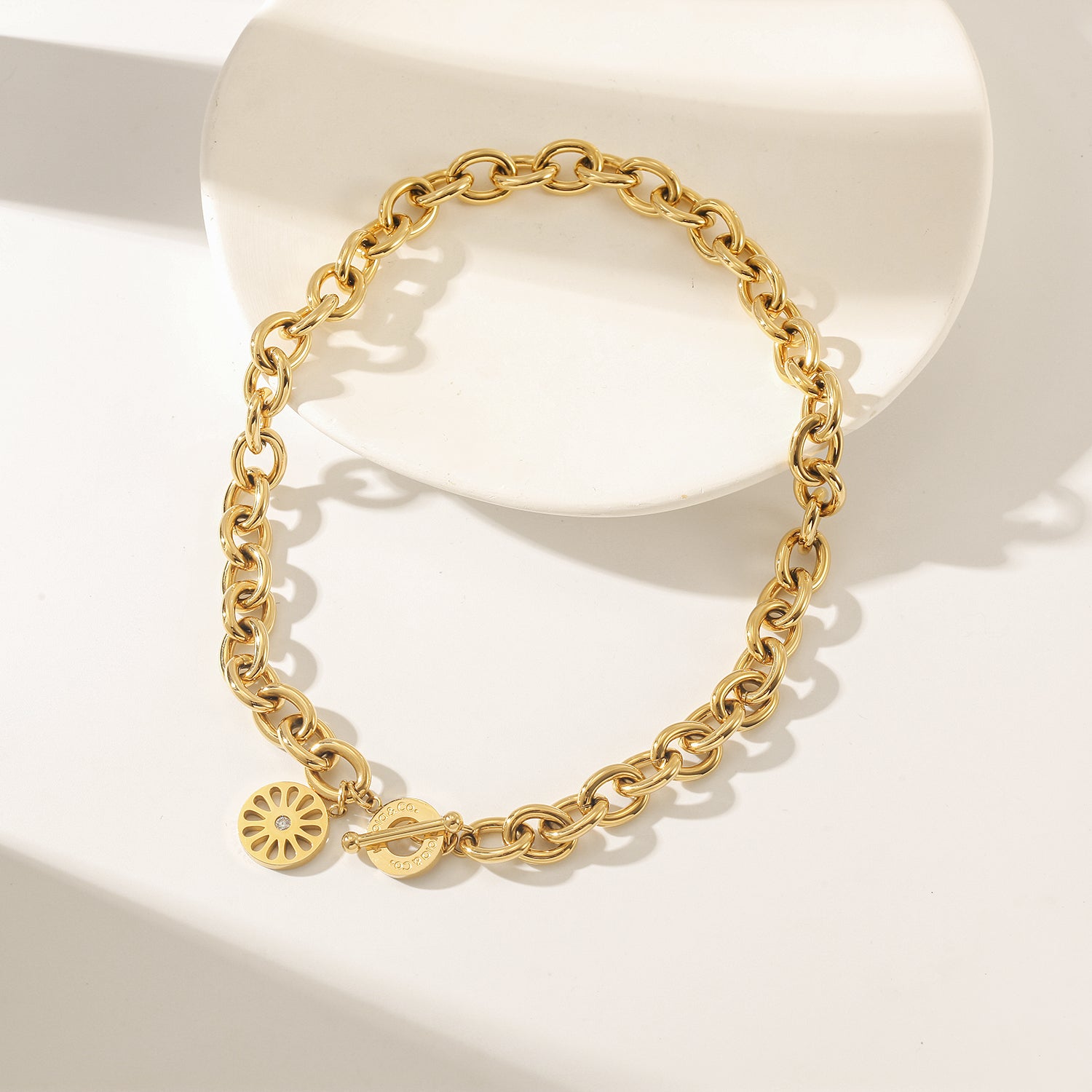 Flower / Signature Bold Necklace