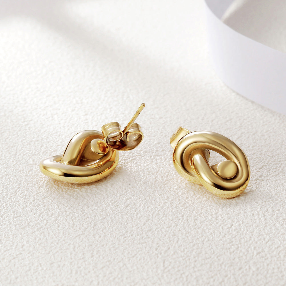 Sydney Studs — aretes de Karola & Co.