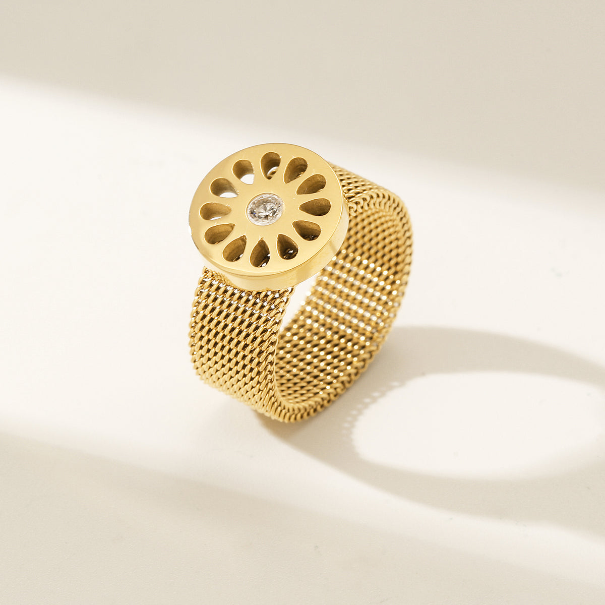Signature Mesh Ring - Gold — sortija de Karola & Co.