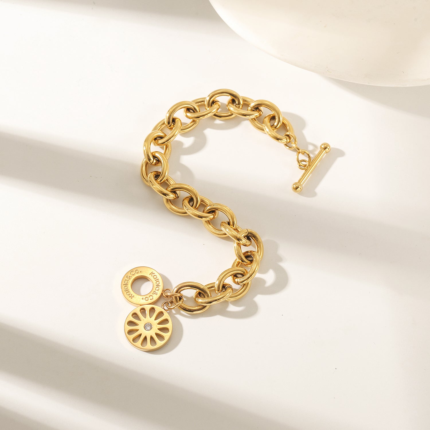 Flower / Signature Bold Bracelet — pulsera de Karola & Co.