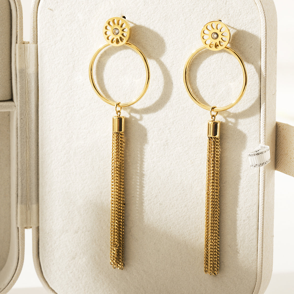 Emily Earrings — aretes de Karola & Co.