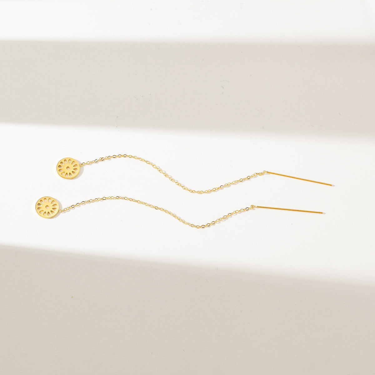 Meghan Earrings — aretes de Karola & Co.