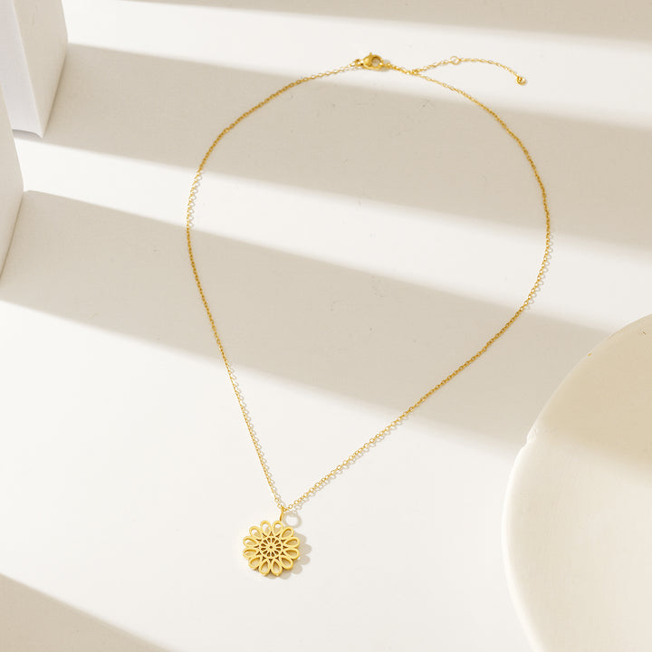 April Necklace — collar de Karola & Co.