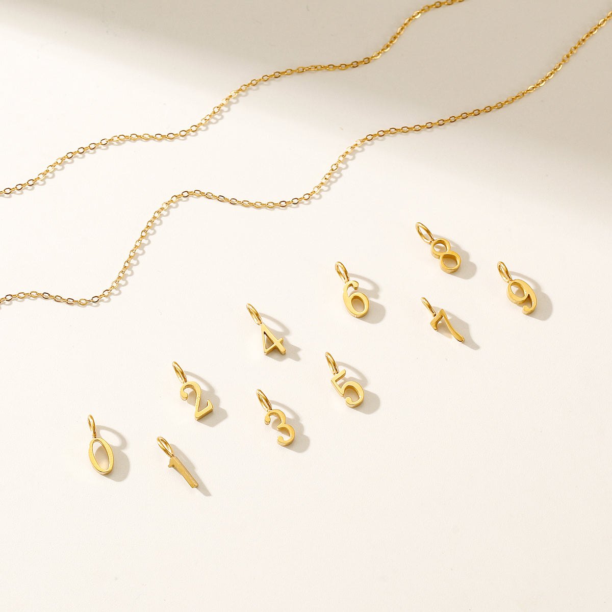 Number Charms — dijes de número de Karola & Co.