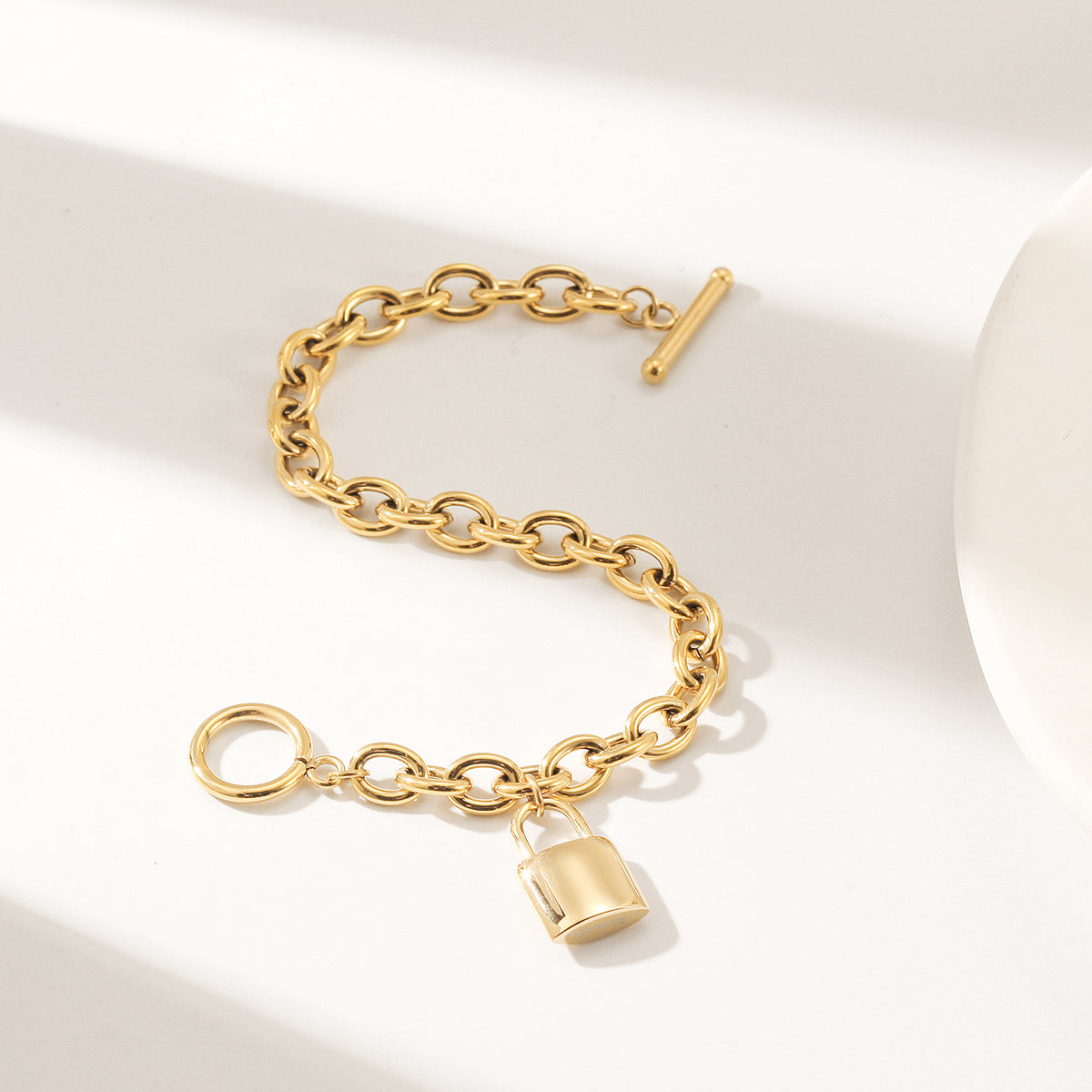 Sena Bracelet — pulsera de Karola & Co.