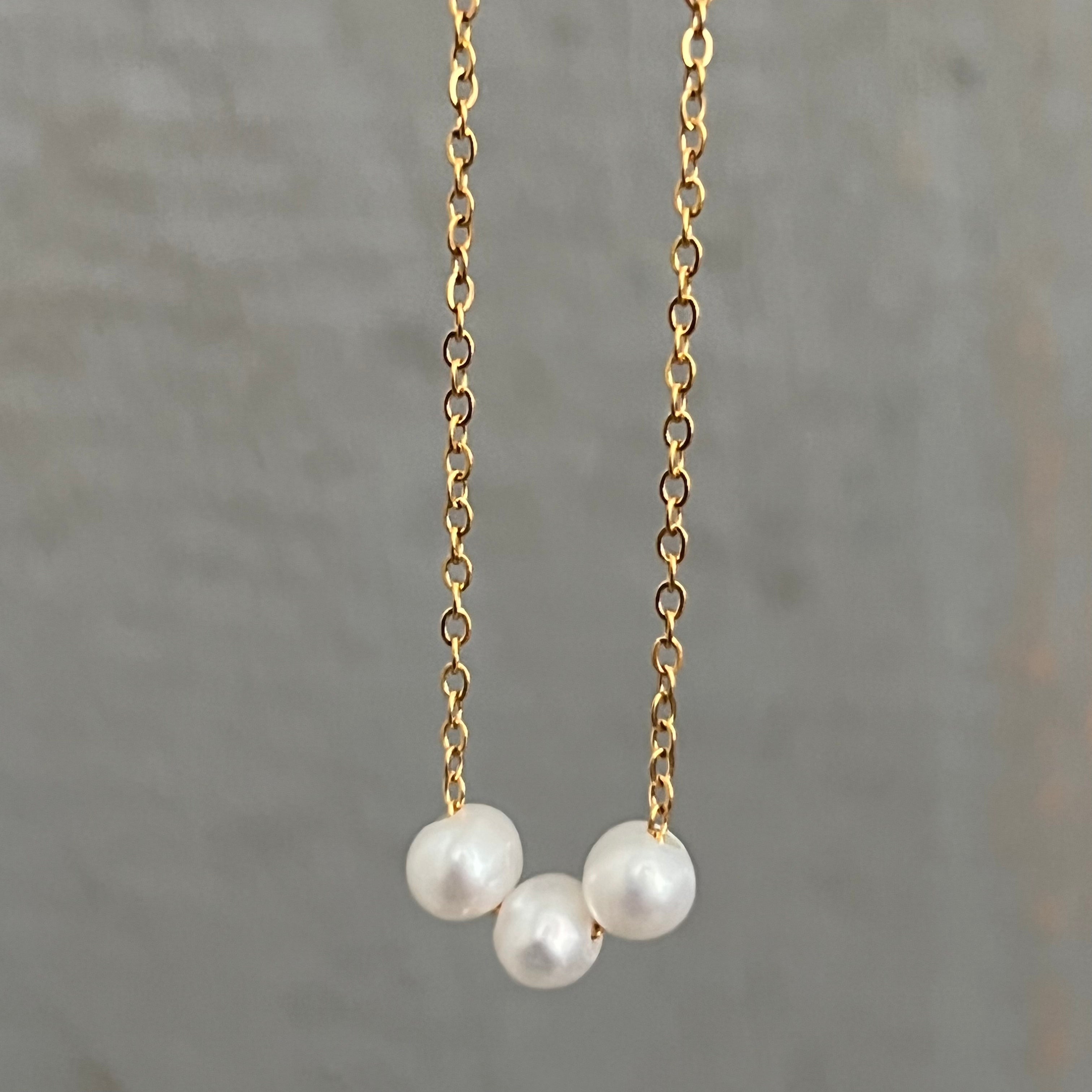 Las Tres Perlas Necklace — collar de Karola & Co.